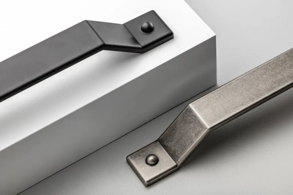 Ручка мебельная STEP L-160мм, черный матовый